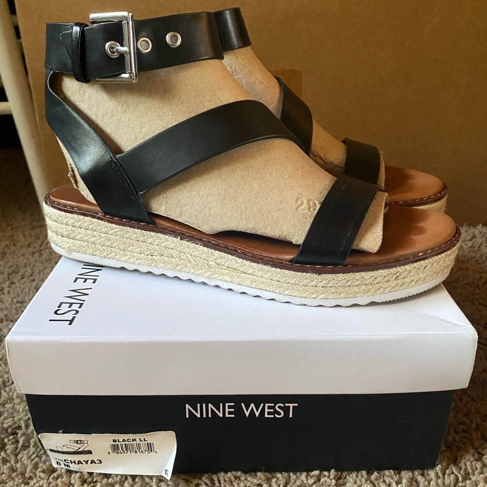 Nine West Chaya espadrille sandal Black Size 8 1” platform. Comfortable stylish